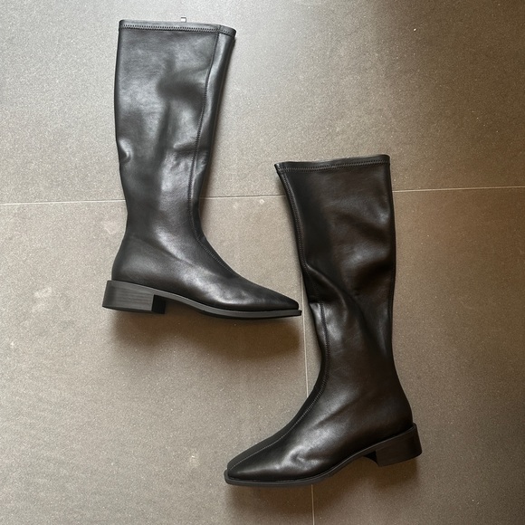 Looks Like Summer Black Knee High Boots - Picture 2 of 6